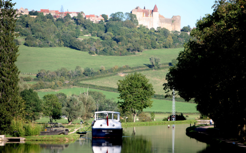 chateauneuf-et-canal_Crédit photo P. COMBIER Conseil Général
